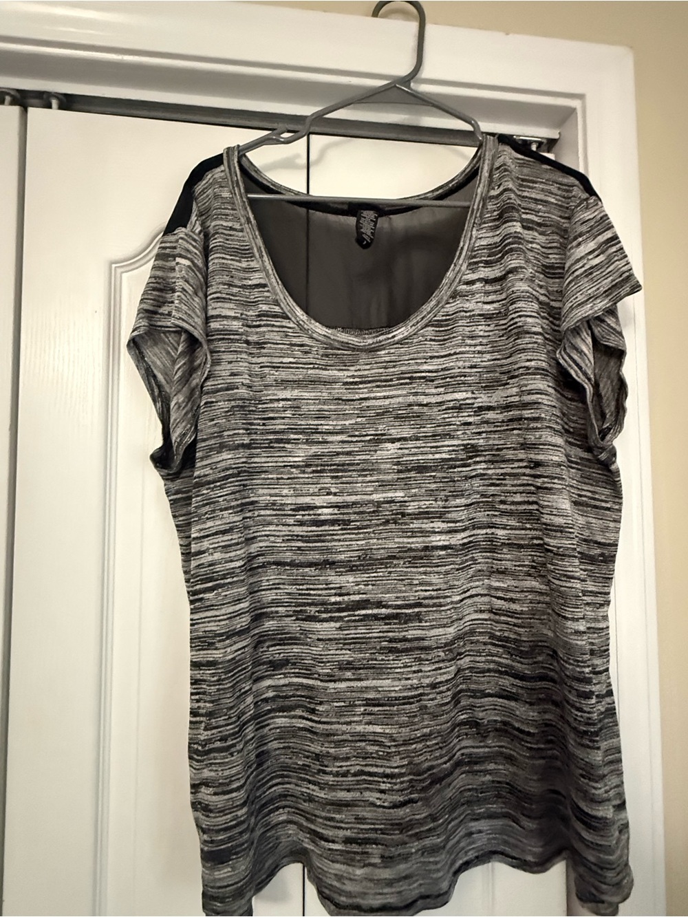 torrid Black & Gray Striped Scoop Neck Short Sleeve Top